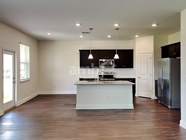 Photo - 14530 Cedar Mill Drive