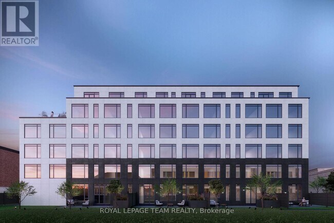 Photo - 398 Roosevelt Ave