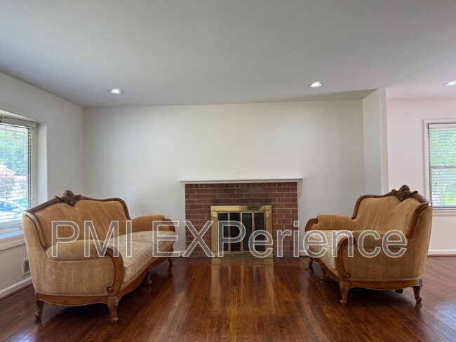 Photo - 3203 Amador Dr