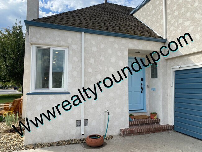 Photo - Three bed, Two Bath Home By UOP