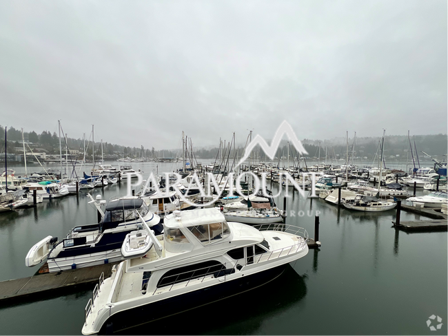 Building Photo - Stunning 3 Bedroom Condo on the Marina!