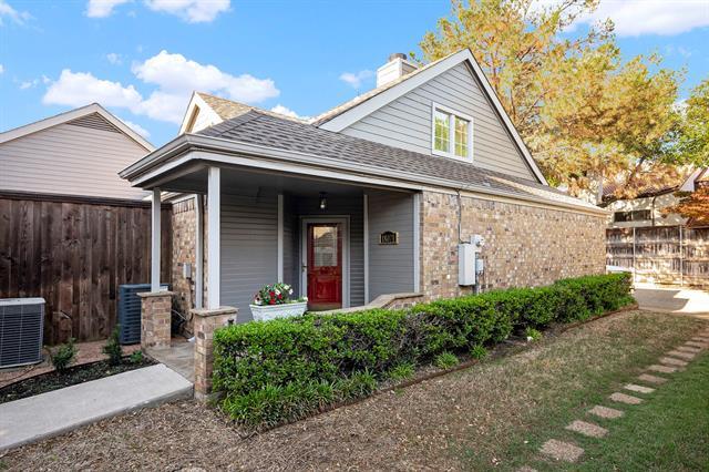 Photo - 18071 Whispering Gables Ln House