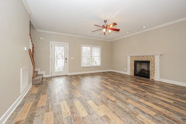 Photo - 411 Carmel Dr