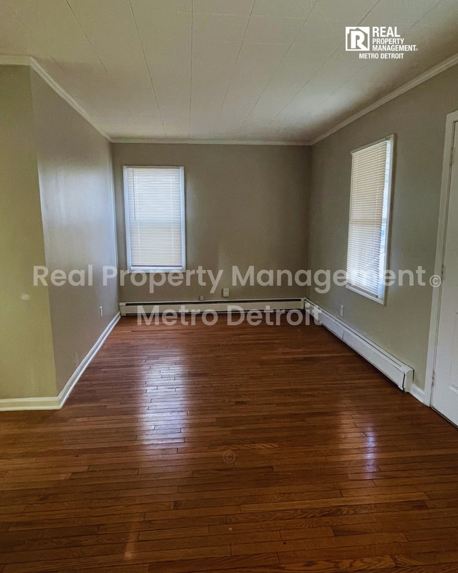 Photo - 11067 Hupp Ave