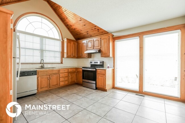 Photo - 205 N Walker Dr