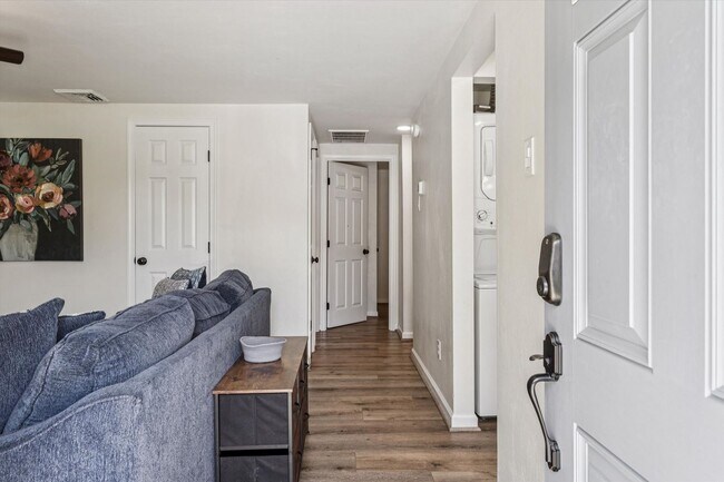 Photo - All Inclusive Furnished Rental