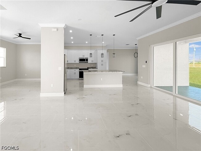 Photo - 303 NW 26th Ave