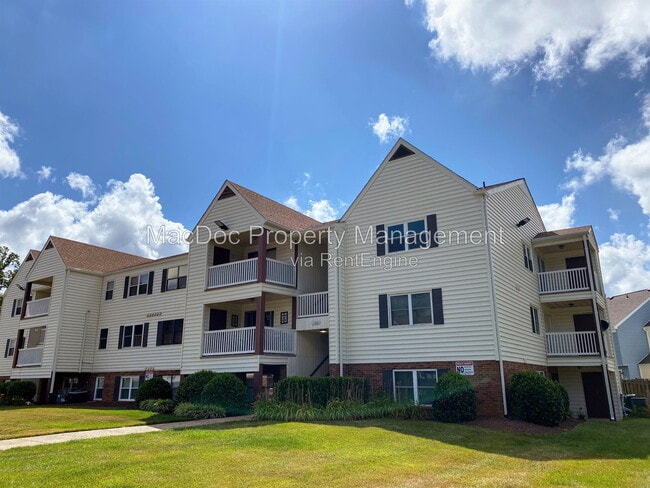 Building Photo - 100 Chesterfield Ln Unit Apt 302