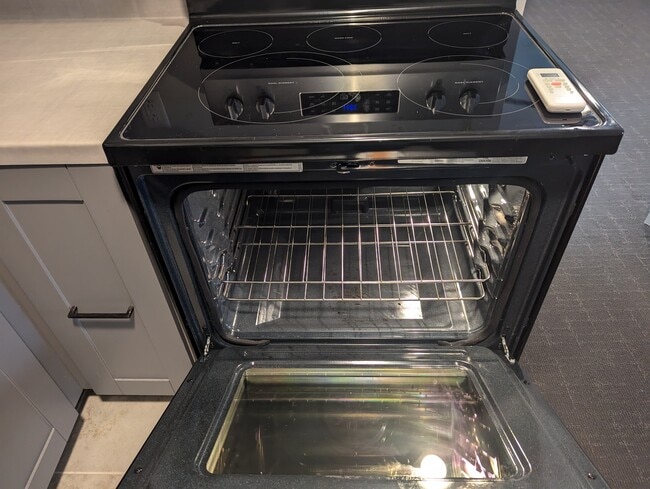 Photo - 207 3rd St S