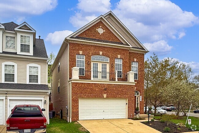Building Photo - 4715 Manor Dr Rental