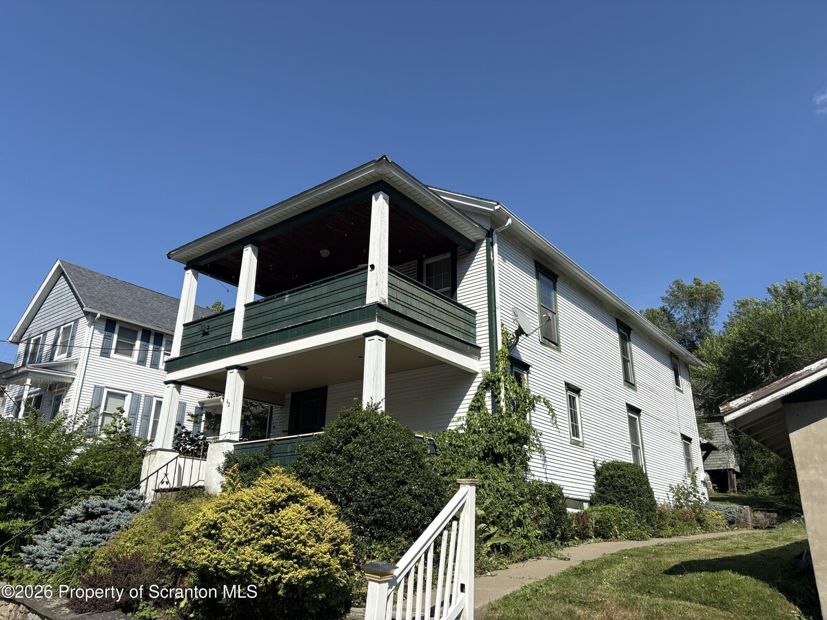 Photo - 62 Grove St