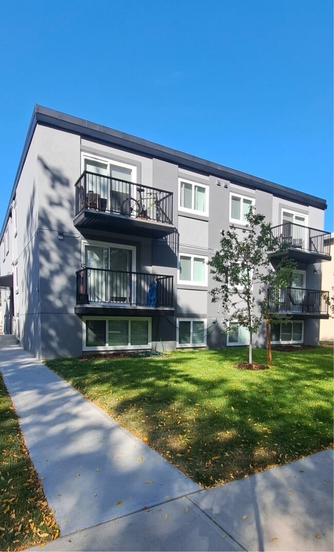 Photo - 9938-88 88 Ave NW Unit 5