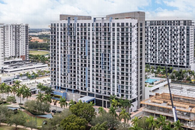 Vista adicional del edificio - 5350 Park