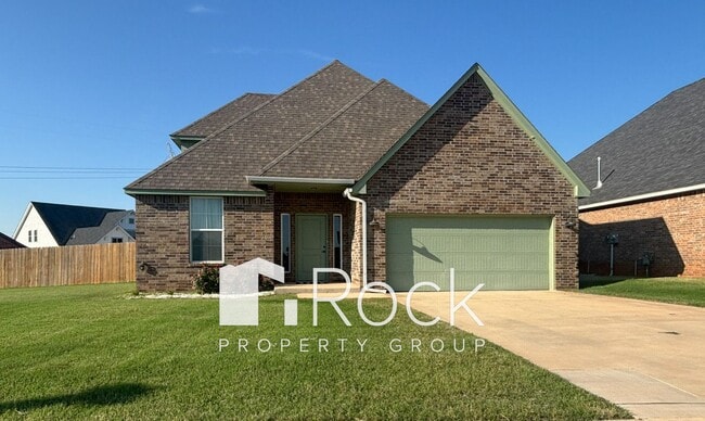 Photo - Spacious 3-Bedroom Home with Designer Kitc...