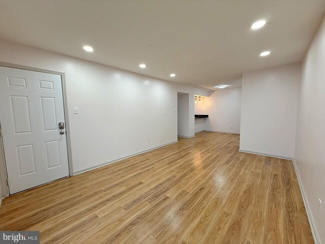 Photo - 150 Berwick Pl Unit 22A