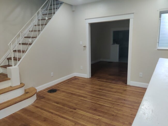 Photo - 2429 N 32nd St