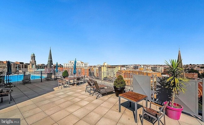 Photo - 1239 Vermont Ave NW Unit 904