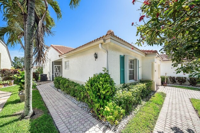 Photo - 6192 Floral Lakes Dr