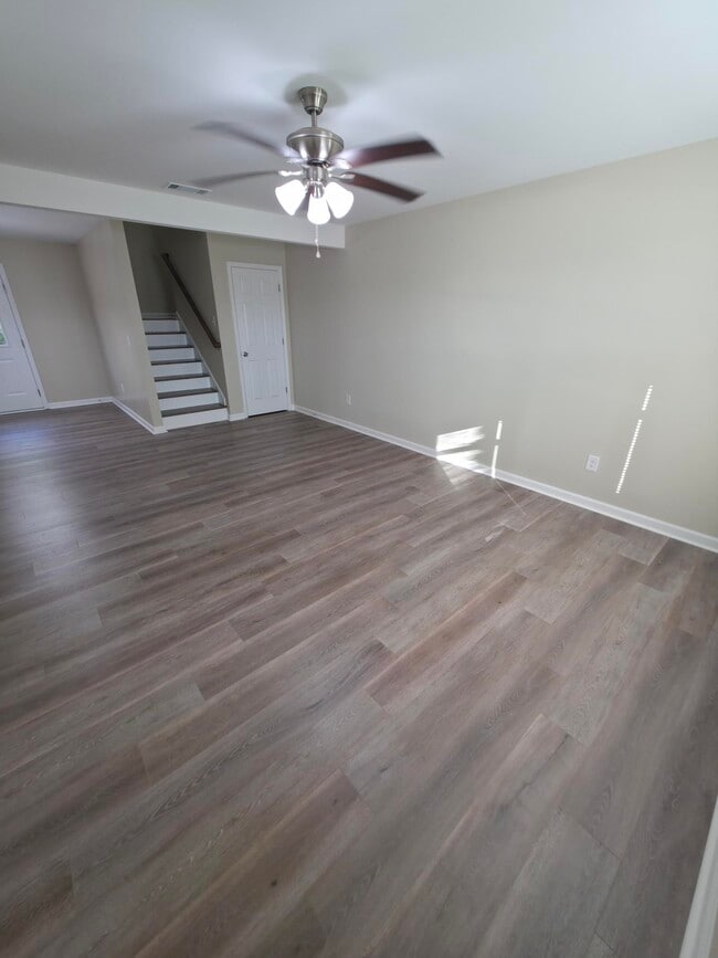 Photo - 29 Charlotte Pl