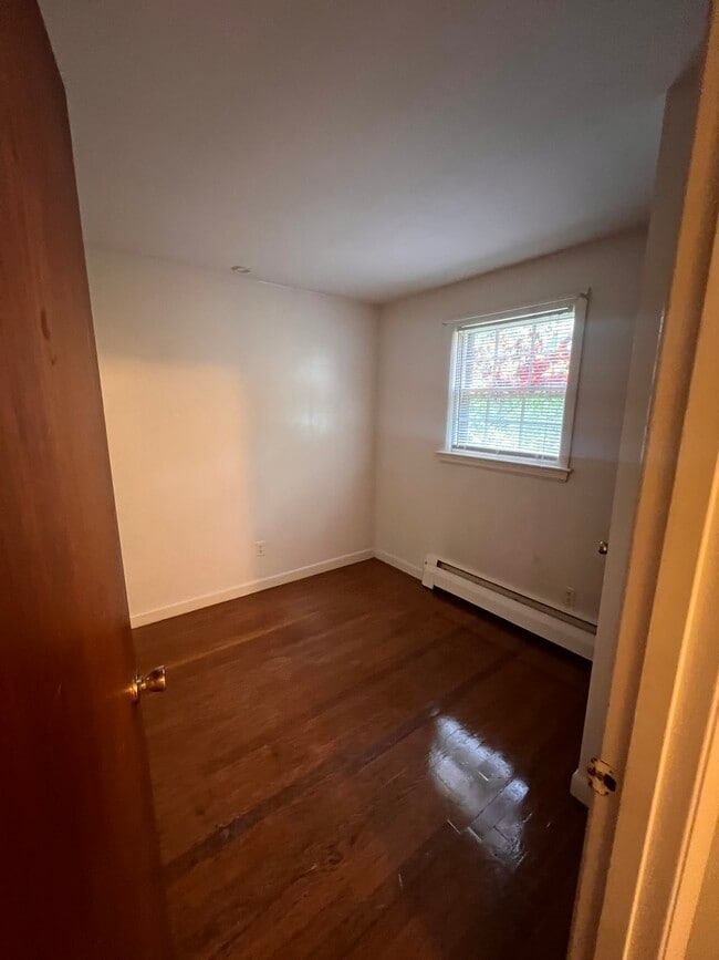 23 Summer St Unit B