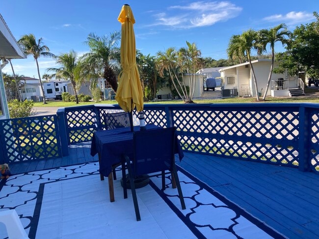 Photo - 2078 Nettles Blvd