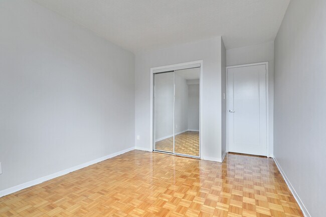 Photo - Central Park Place (B) Unit 00607