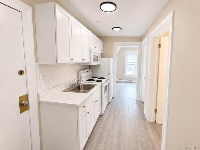 167 Liberty St Unit 3