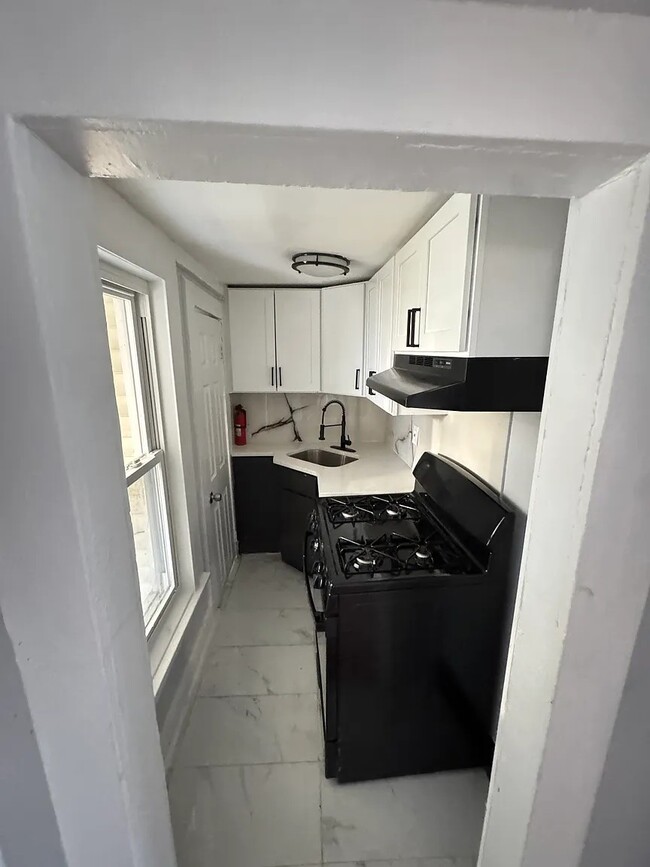 Photo - 326 Grand St Apartamentos Unidad 1R