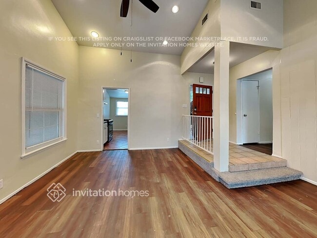 Photo - 7000 Comanche Ave