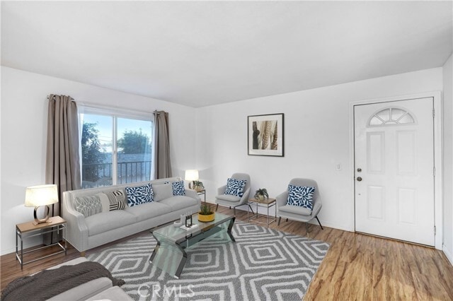 Photo - 1637 E 5th St Unit 204