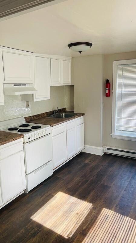 Photo - 263 S 62nd St