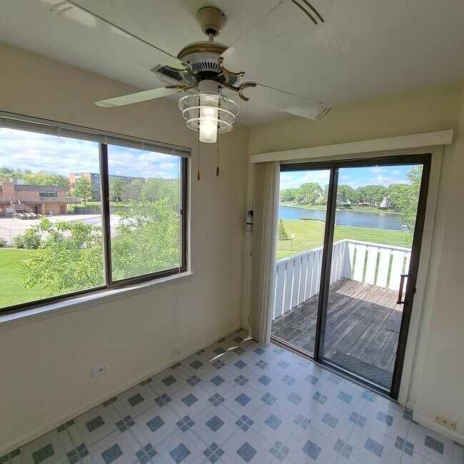 view from eat in Kitchen connecting to the balcony - 226 Arrowwood Ct Unit 226 Arrowwood Ct D2