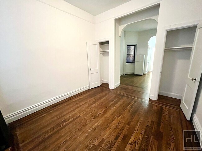 Photo - EAST 58 STREET Unit A3