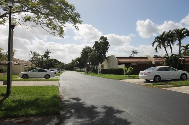 Photo - 19246 NW 64th Ct