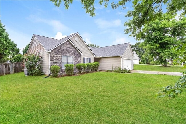 Photo - 1525 Julianna Dr