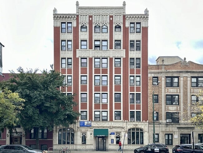 Building Photo - 553 W Belmont Ave Unit 4E