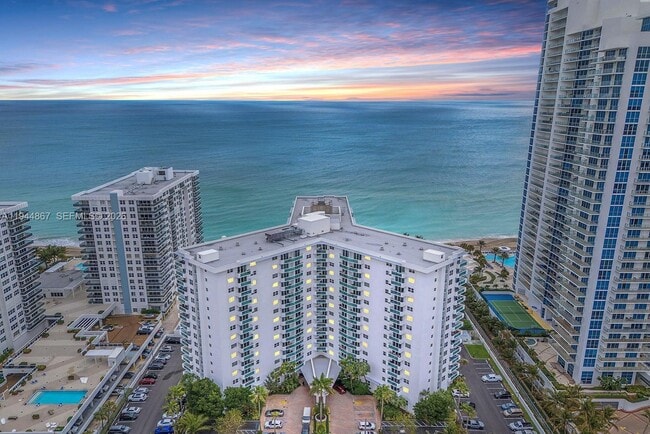 Photo - 3001 S Ocean Dr Unit 1211