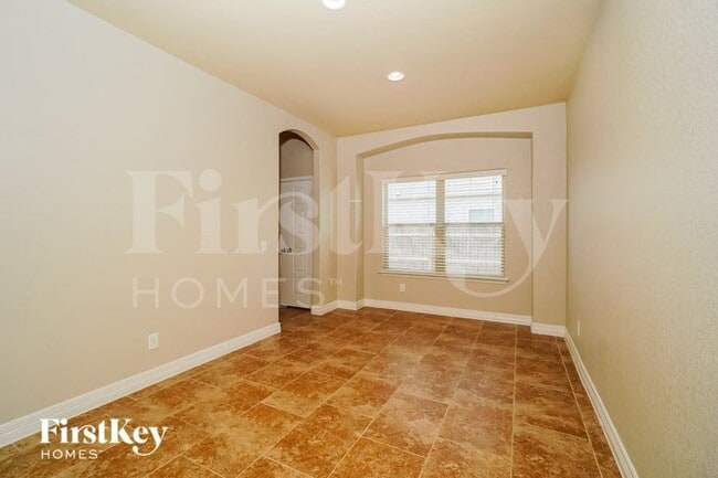 533 Saddle Vista