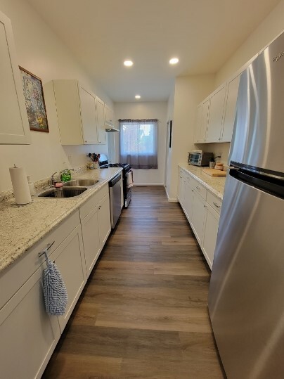 Photo - 136 Ovid St