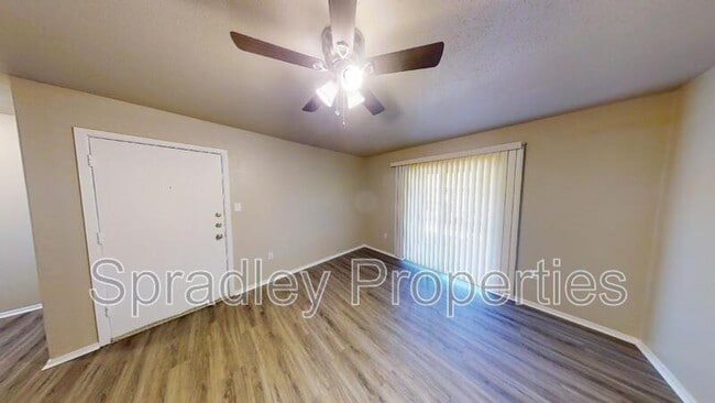 Photo - 200 Bosque Rd Unidad Apt 826