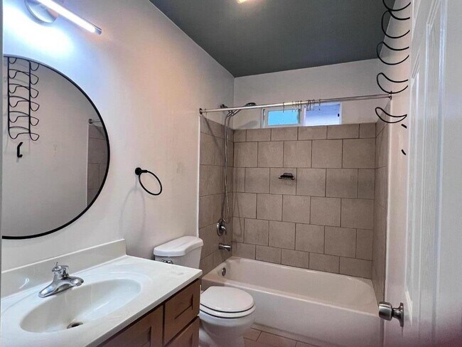 Photo - 1625 Fairview St