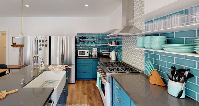 Photo - Furnished Bedroom in NOPA Unidad 6 - 6