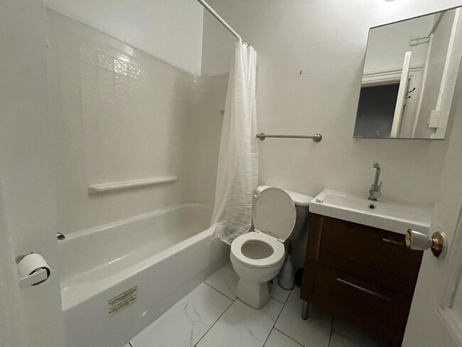 Photo - 114 Carmarthen St Unité 2