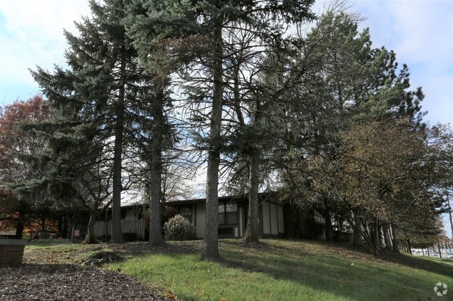 Photo - Valleyfield Apartments