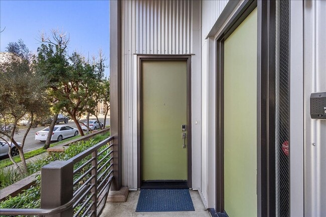 Photo - 2939 Glascock St