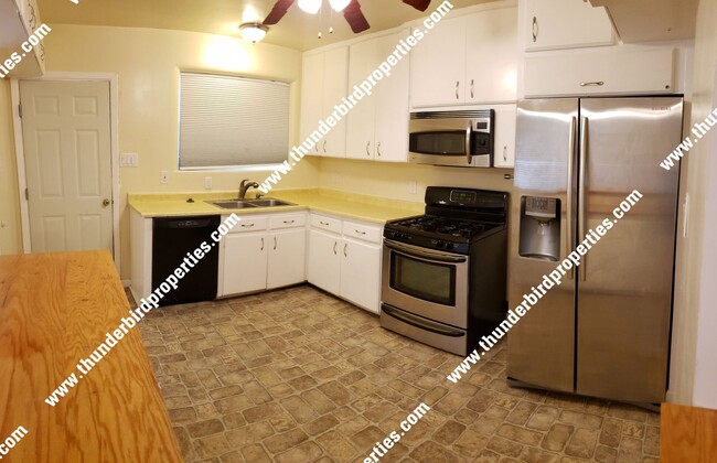 Photo - Nice 3 Bedroom, 2 Bathroom, 2 Car Garage and 1,360 Sq Ft. Brick Home in NE Heights.