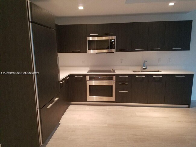 Photo - 55 SW 9th St Unit 1107