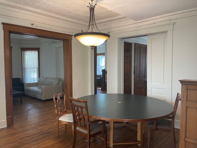Photo - 508 W Elm St