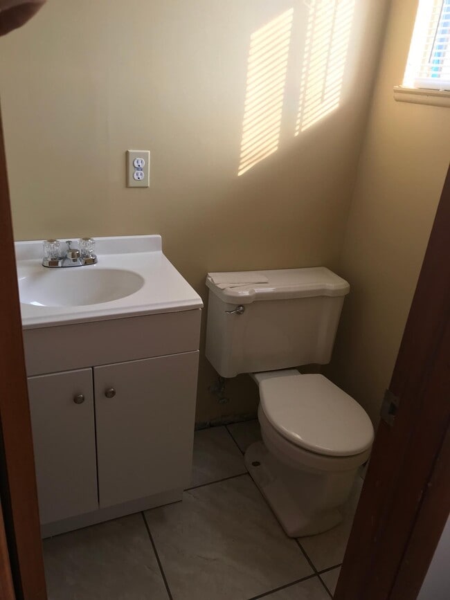 Photo - 1250 E 276th St