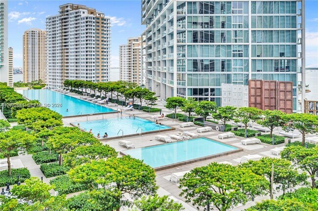 Photo - 485 Brickell Ave Unidad 2302